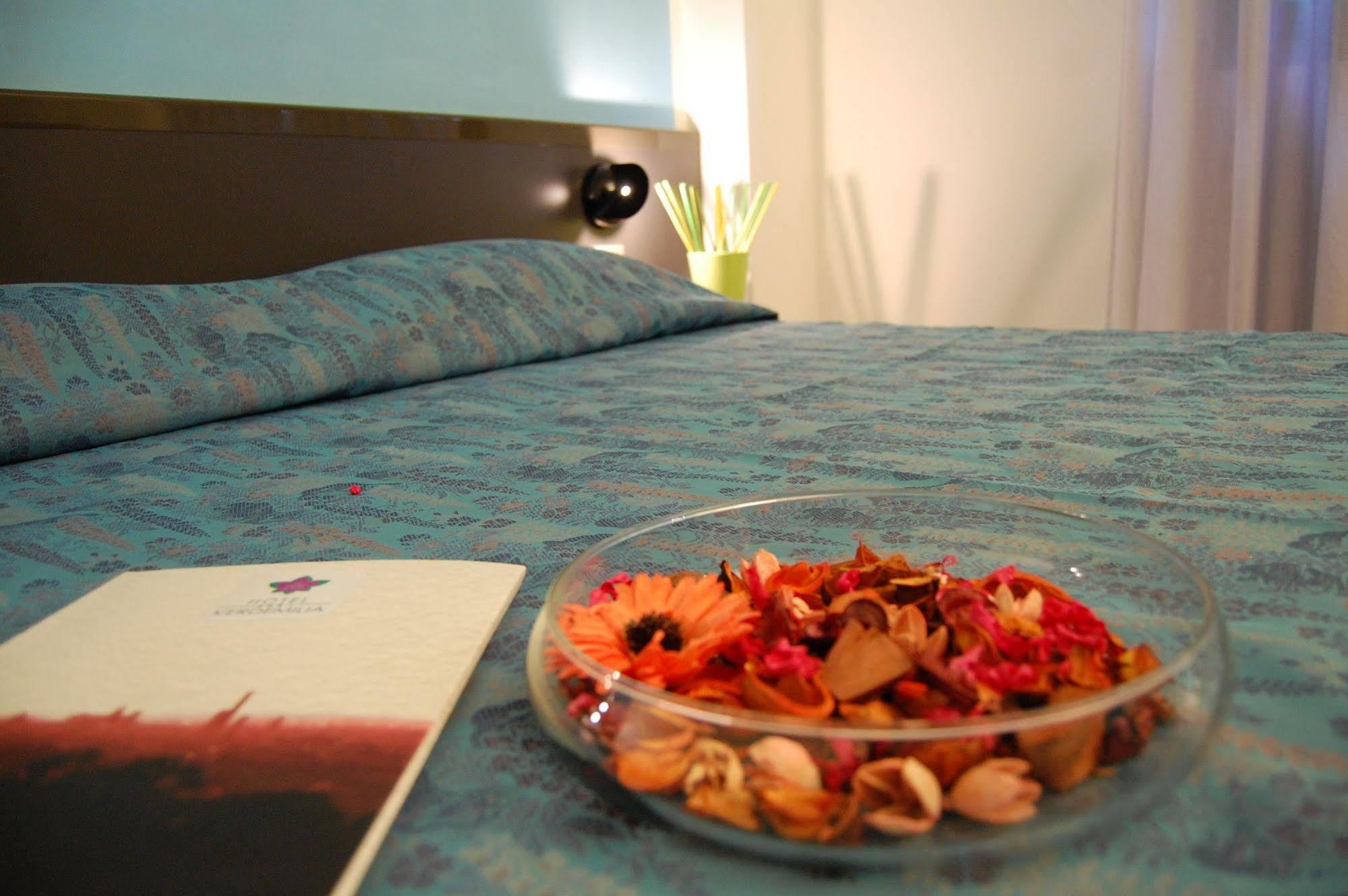 Verdemilia Hotel Anzola dell'Emilia Esterno foto